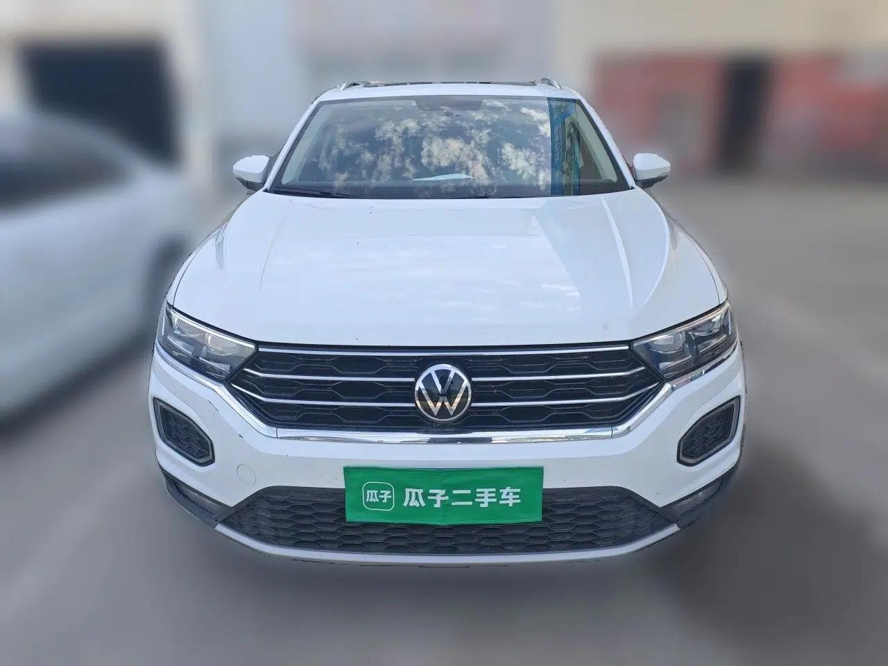 Volkswagen T-ROC 2021 Revised Version 280TSI DSG Two-Wheel Drive Comfort & Smart Connectivity Edition — миниатюра 2