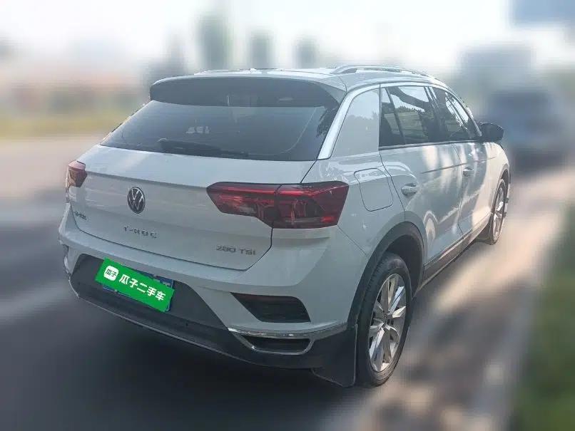 Volkswagen T-ROC 2022 280TSI DSG Two-Wheel Drive Elite PLUS — миниатюра 6
