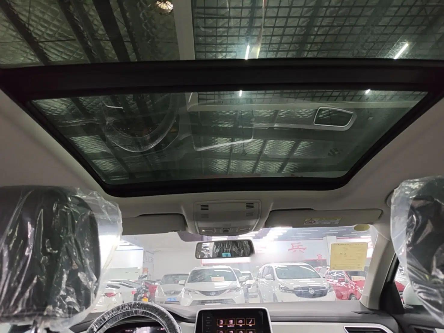 Volkswagen T-ROC 2026 Model 280TSI DSG Two-Wheel Drive Shiguang Edition — миниатюра 21