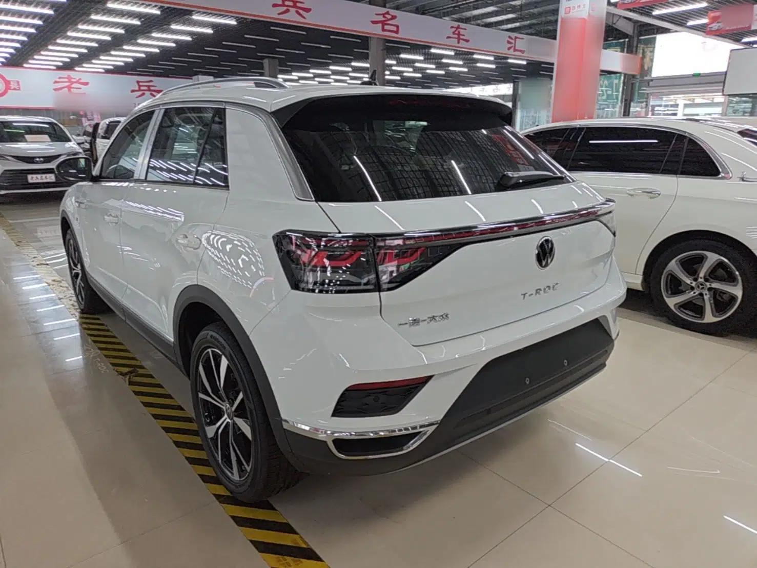 Volkswagen T-ROC 2026 Model 280TSI DSG Two-Wheel Drive Shiguang Edition — миниатюра 4