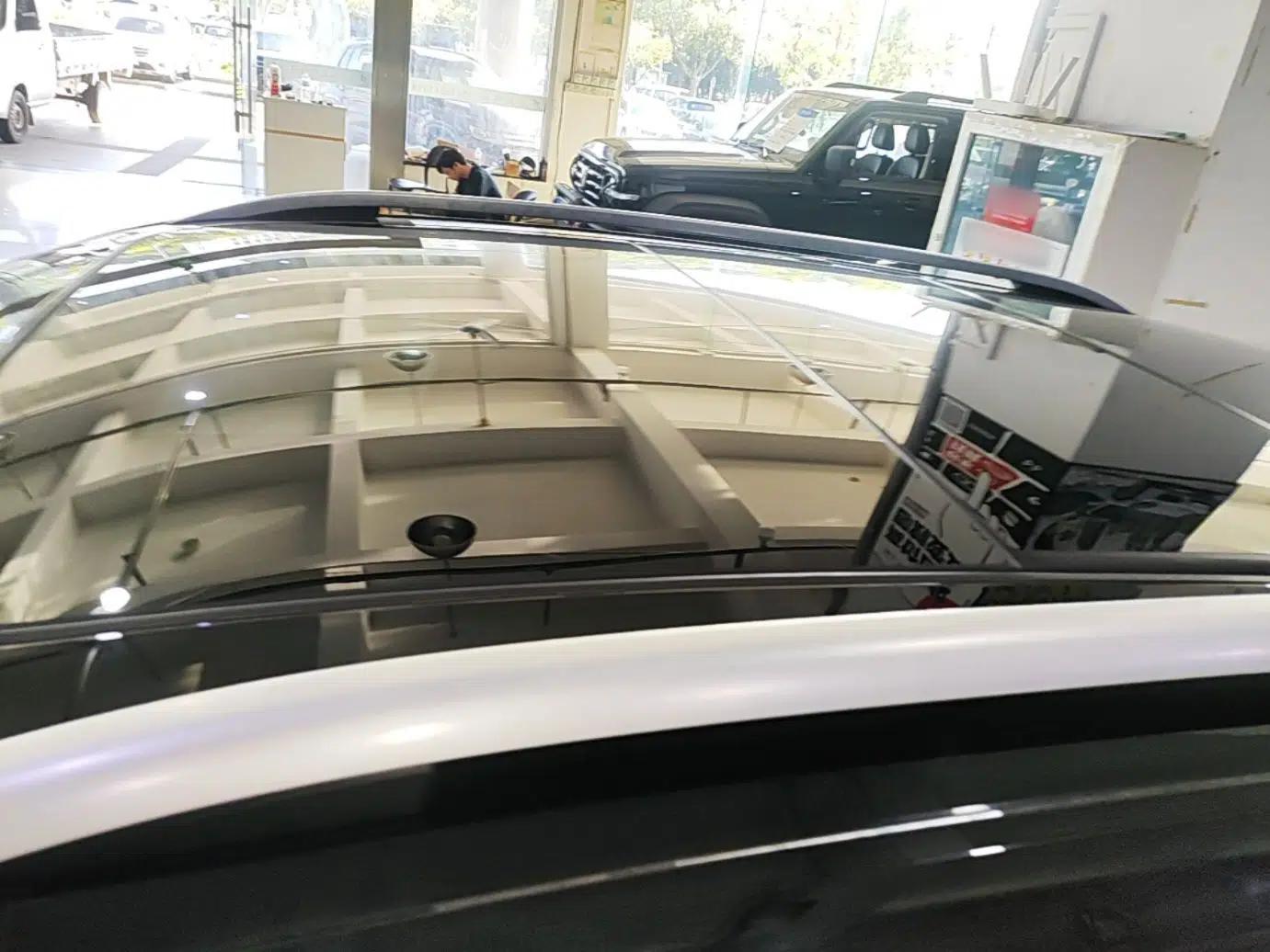 Volkswagen T-ROC 2019 280TSI DSG Two-Wheel Drive Comfort Version China VI Standard — миниатюра 7