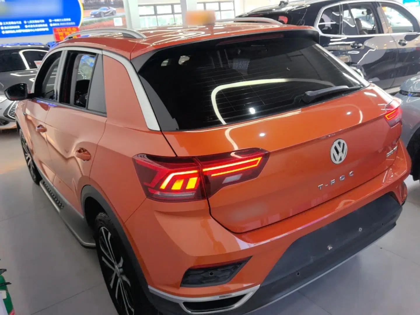 Volkswagen T-ROC 2020 280TSI DSG Two-Wheel Drive Comfort Version — миниатюра 4