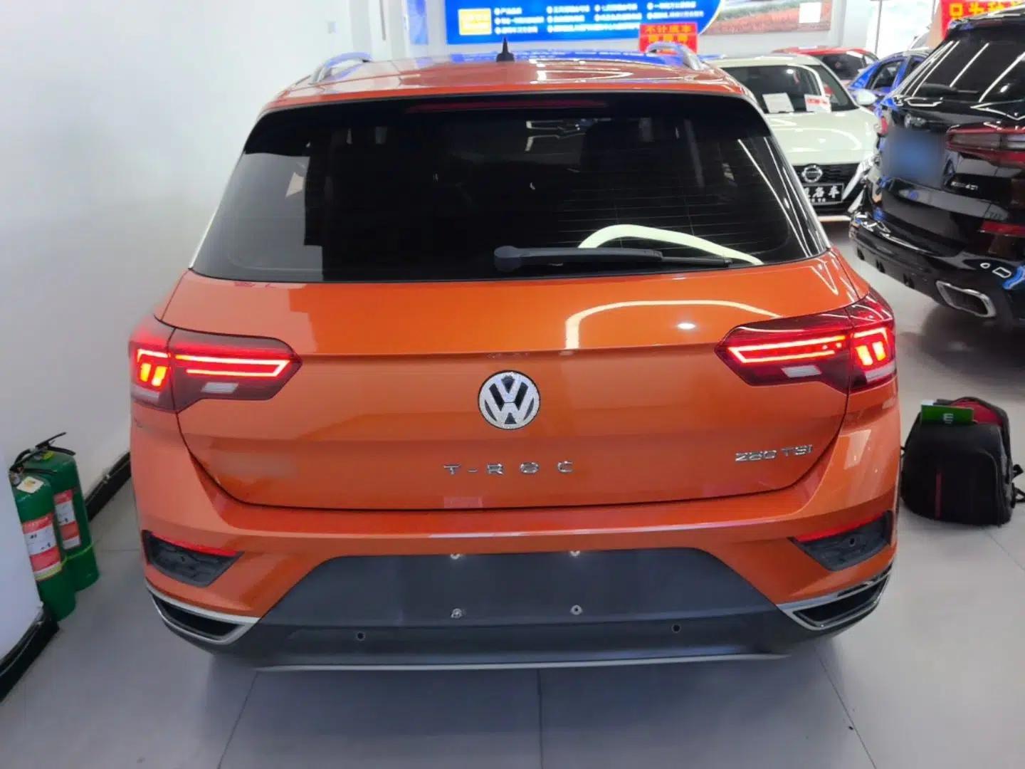 Volkswagen T-ROC 2020 280TSI DSG Two-Wheel Drive Comfort Version — миниатюра 5