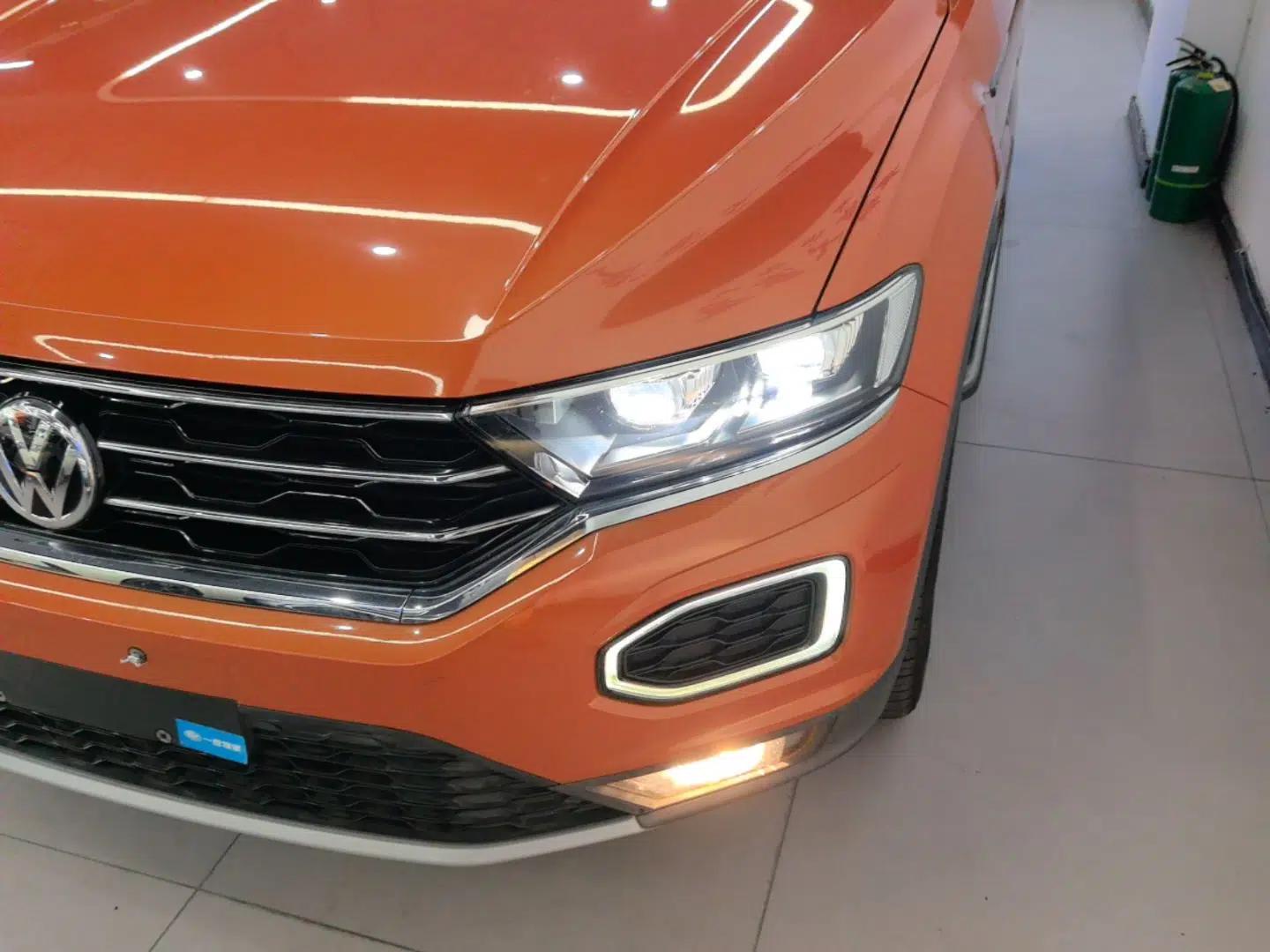 Volkswagen T-ROC 2020 280TSI DSG Two-Wheel Drive Comfort Version — миниатюра 8