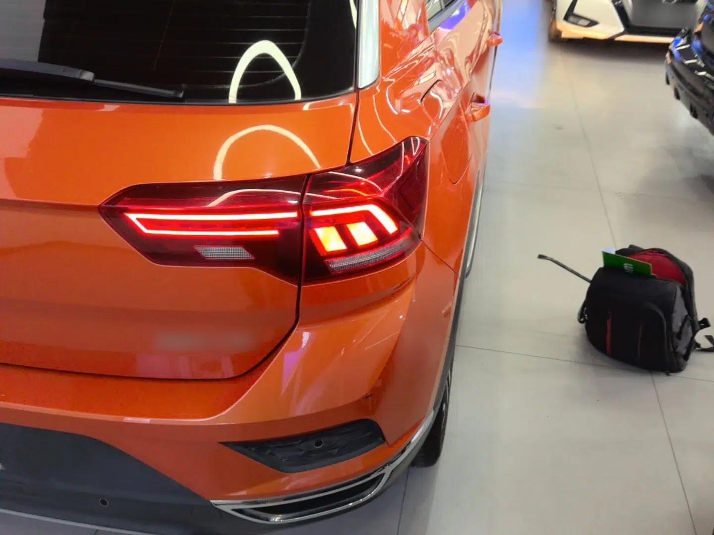Volkswagen T-ROC 2020 280TSI DSG Two-Wheel Drive Comfort Version — миниатюра 9