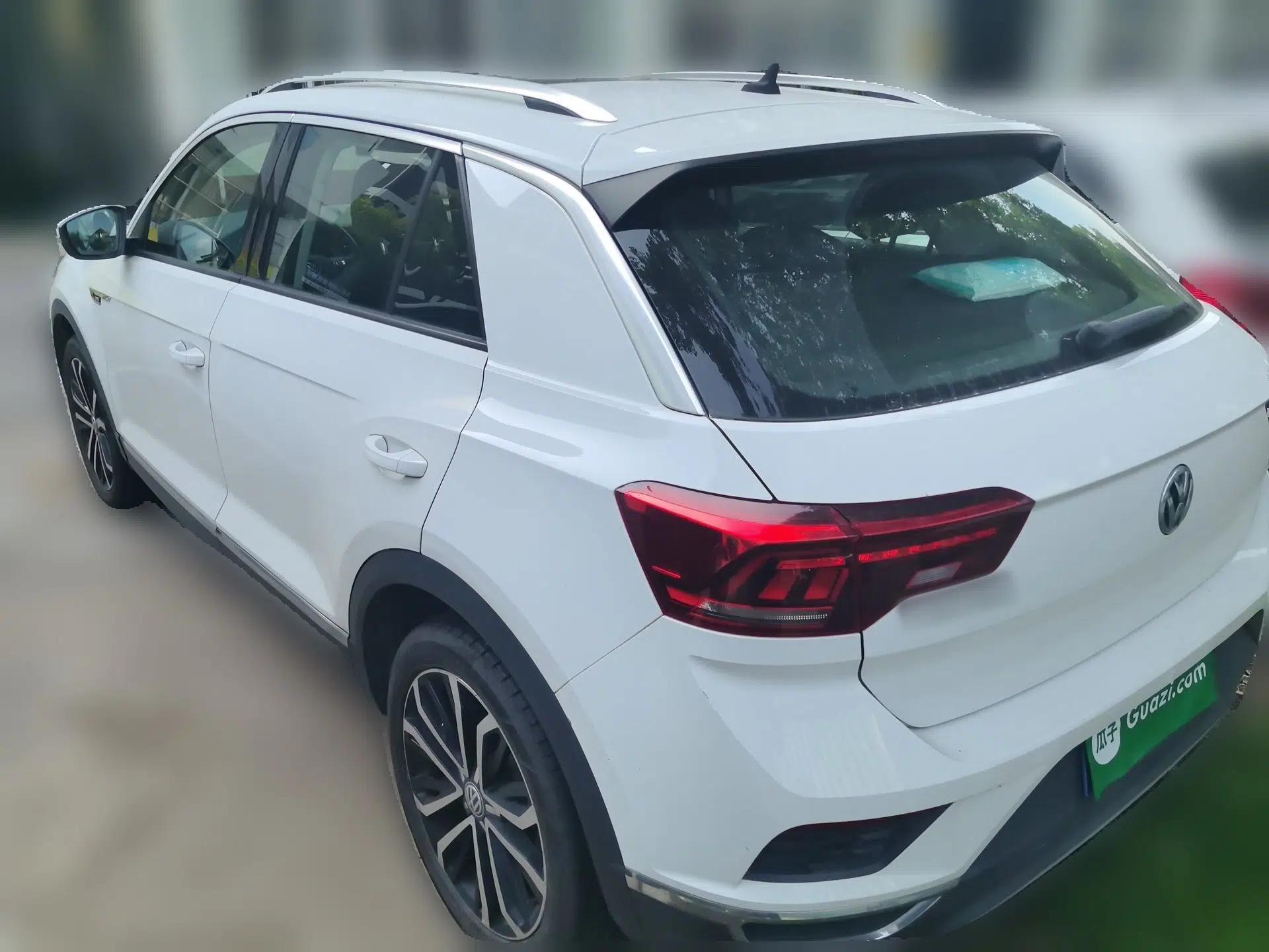 Volkswagen T-ROC 2018 280TSI DSG Two-Wheel-Drive Comfort Version China V Standard — миниатюра 4