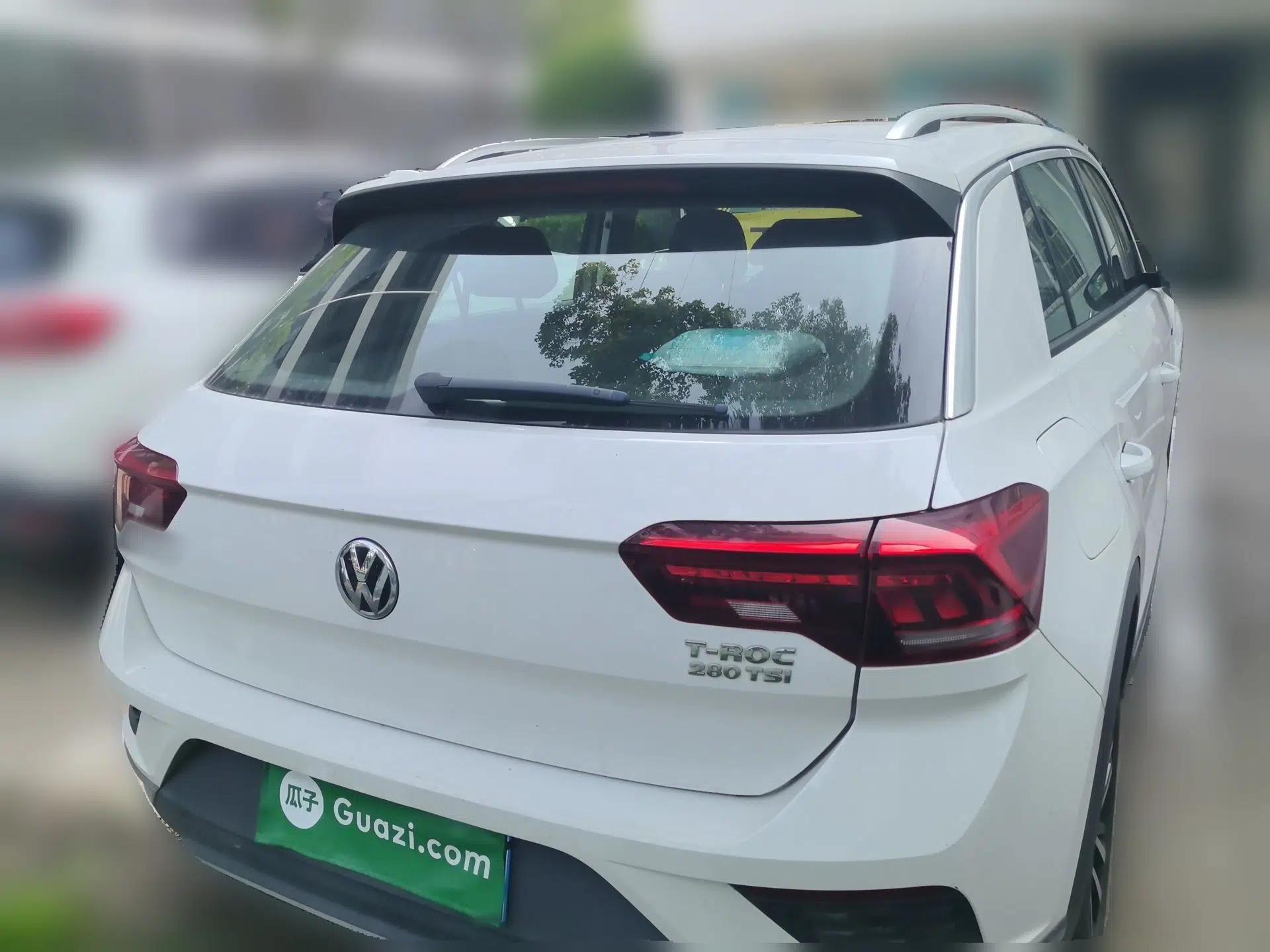 Volkswagen T-ROC 2018 280TSI DSG Two-Wheel-Drive Comfort Version China V Standard — миниатюра 5