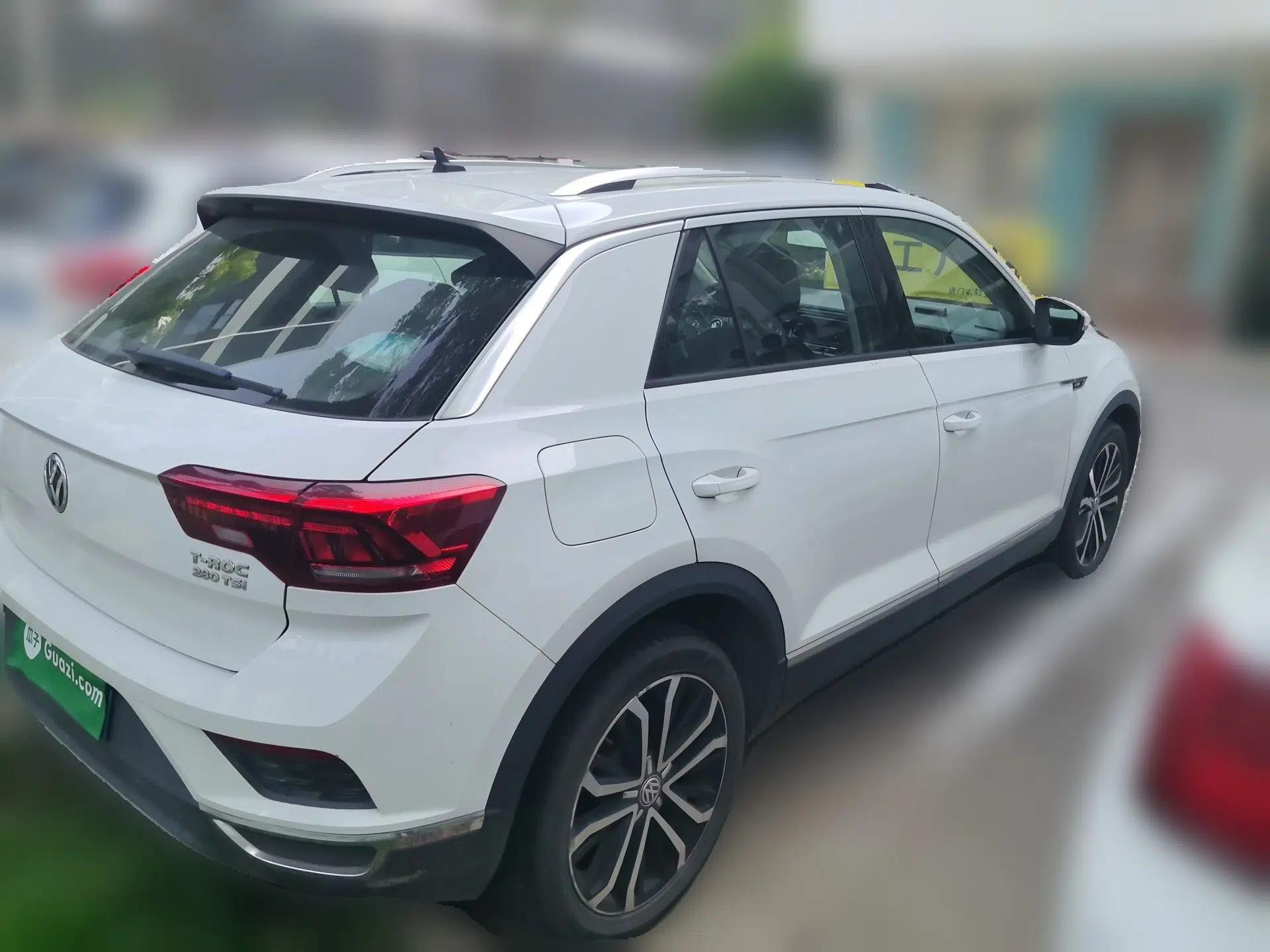 Volkswagen T-ROC 2018 280TSI DSG Two-Wheel-Drive Comfort Version China V Standard — миниатюра 6