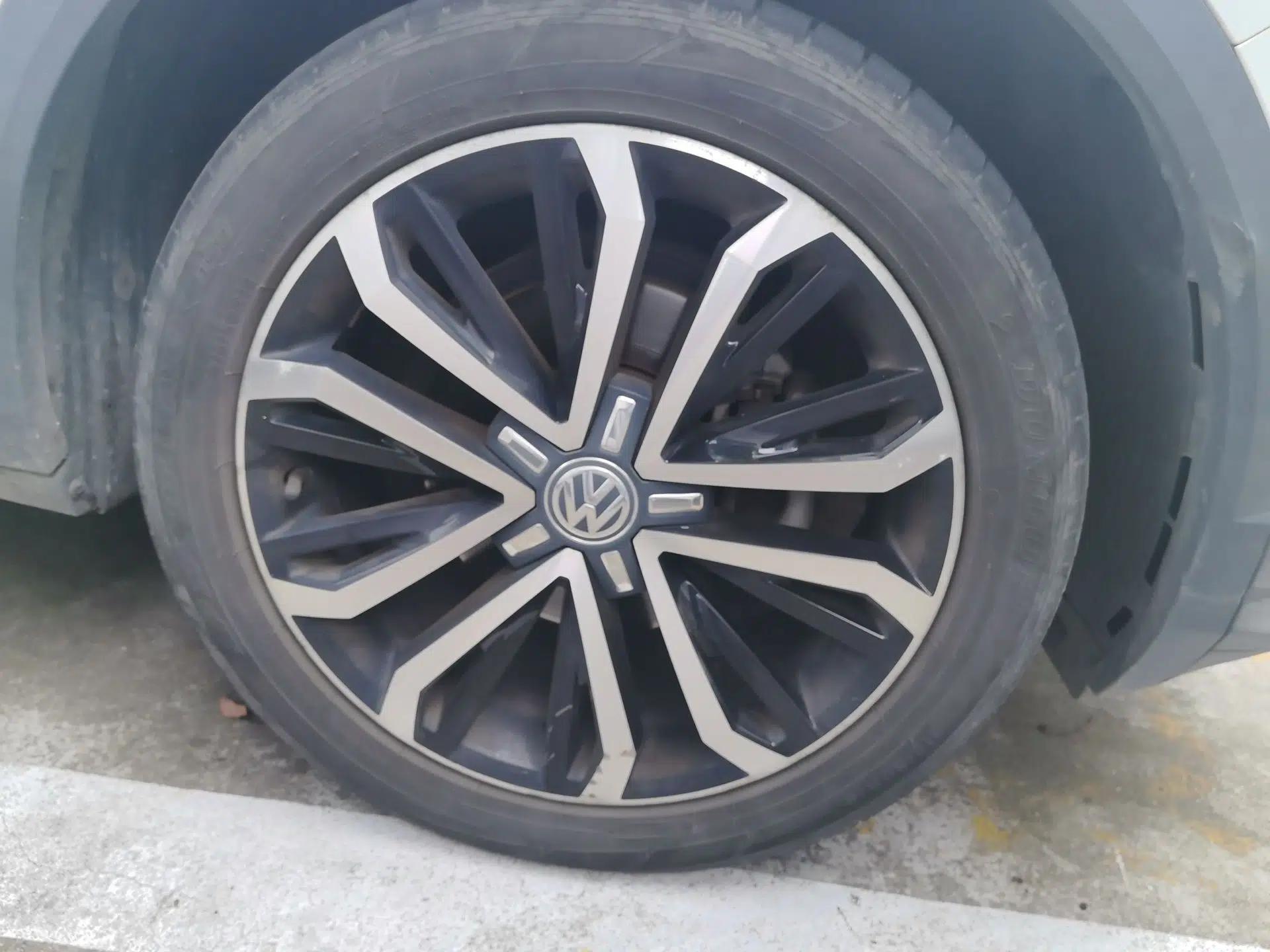 Volkswagen T-ROC 2018 280TSI DSG Two-Wheel-Drive Comfort Version China V Standard — миниатюра 8