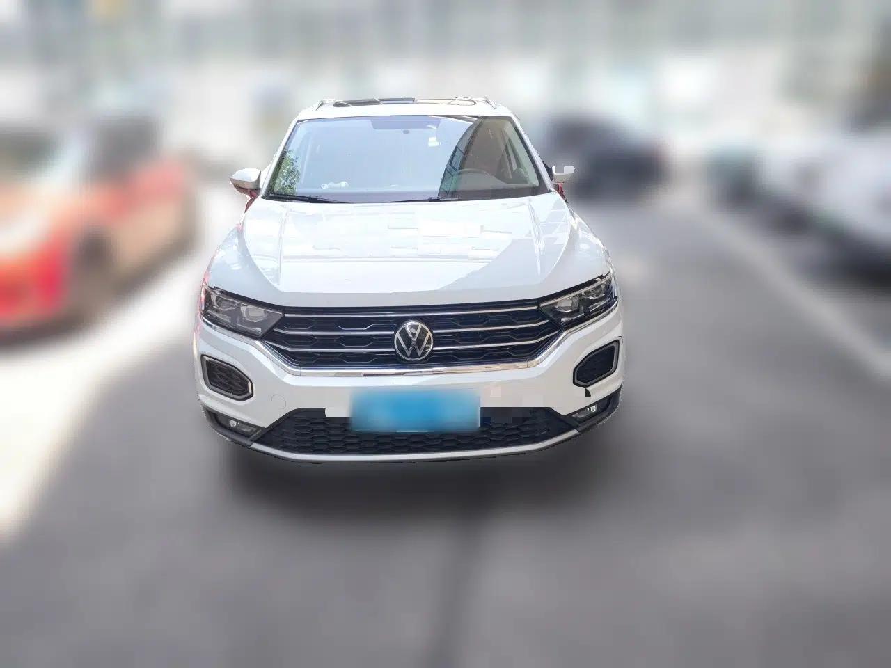 Volkswagen T-ROC 2021 280TSI DSG Two-Wheel Drive Elite Connect Edition — миниатюра 2