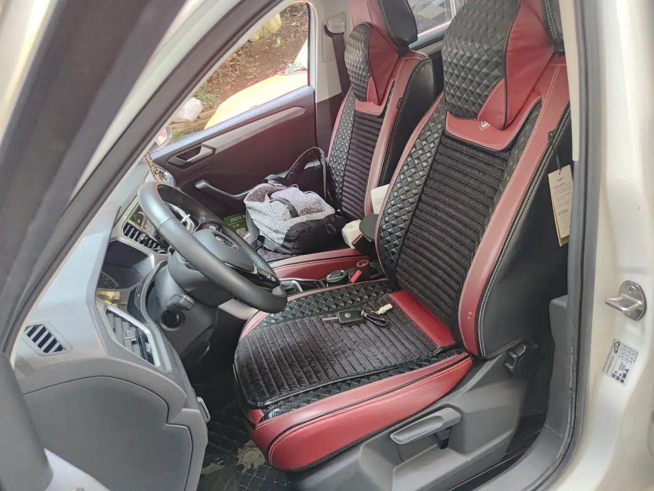 Volkswagen T-ROC 2021 280TSI DSG Two-Wheel Drive Elite Connect Edition — миниатюра 15