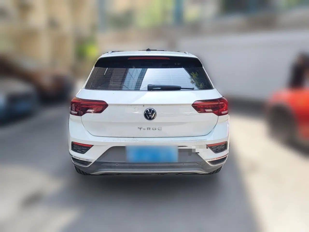 Volkswagen T-ROC 2021 280TSI DSG Two-Wheel Drive Elite Connect Edition — миниатюра 5