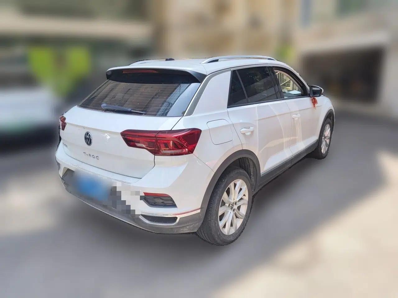 Volkswagen T-ROC 2021 280TSI DSG Two-Wheel Drive Elite Connect Edition — миниатюра 6