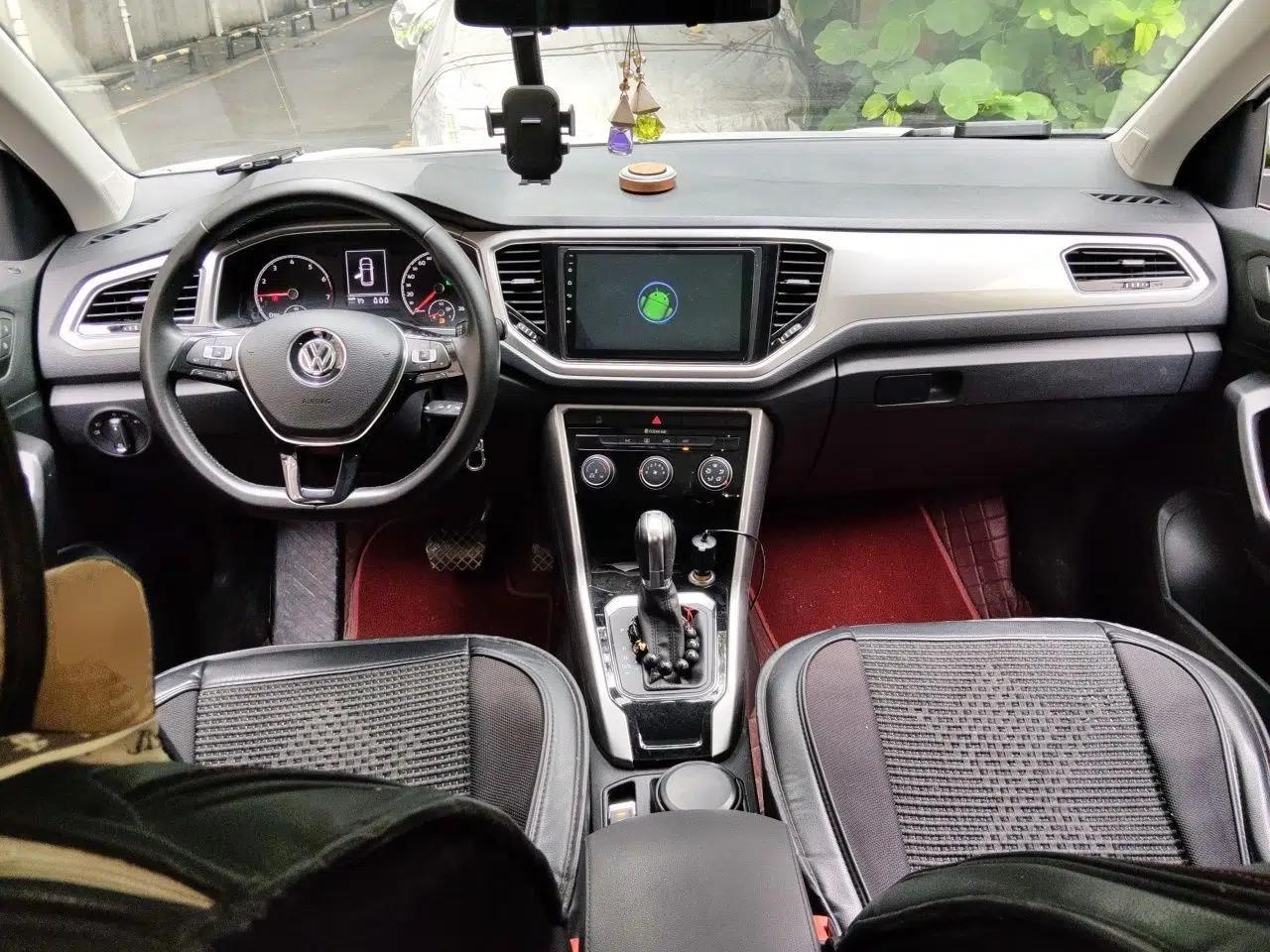 Volkswagen T-ROC 2018 230TSI DSG Two-Wheel Drive Advanced Version China V Standard — миниатюра 9