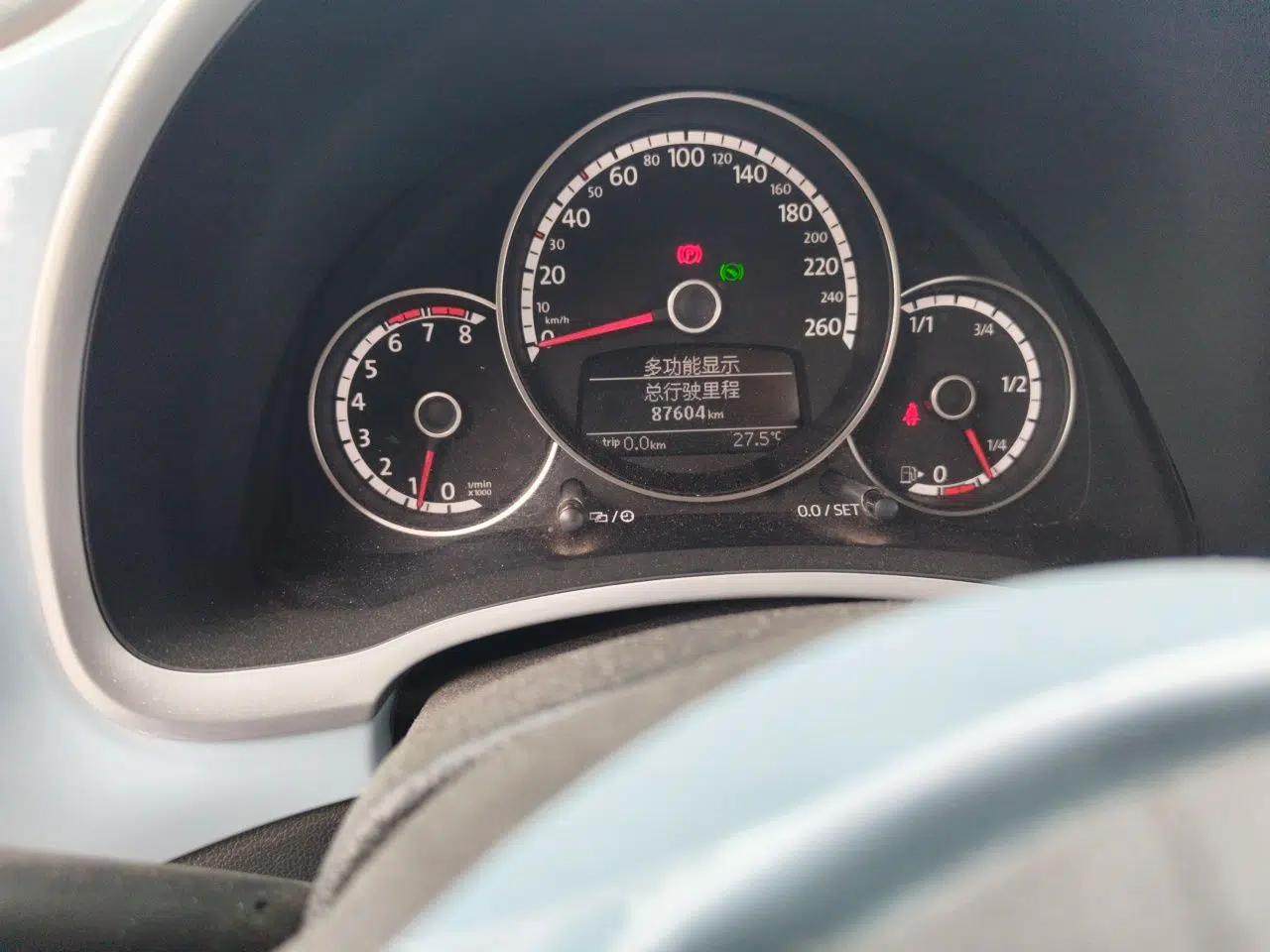 Volkswagen Beetle Beetle 1.2L automatic 4-seater — миниатюра 12