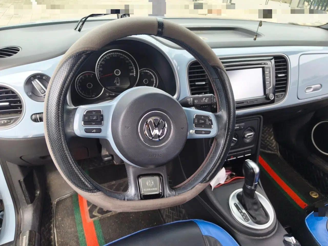 Volkswagen Beetle Beetle 1.2L automatic 4-seater — миниатюра 10