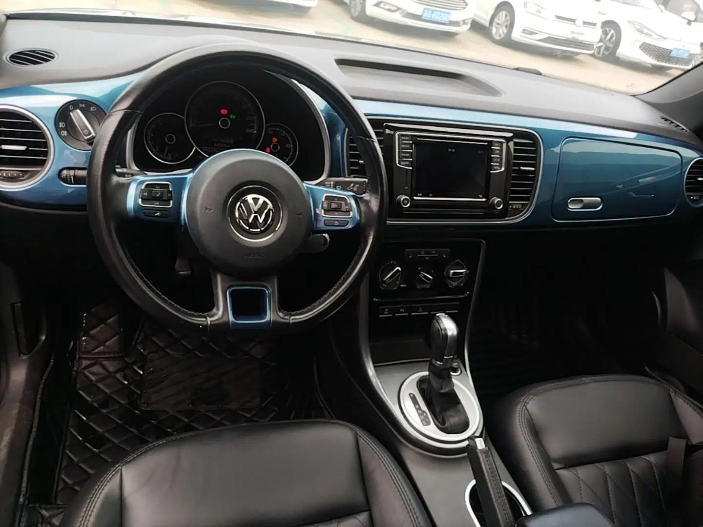Volkswagen Beetle 2018 180TSI Shangle Model — миниатюра 12