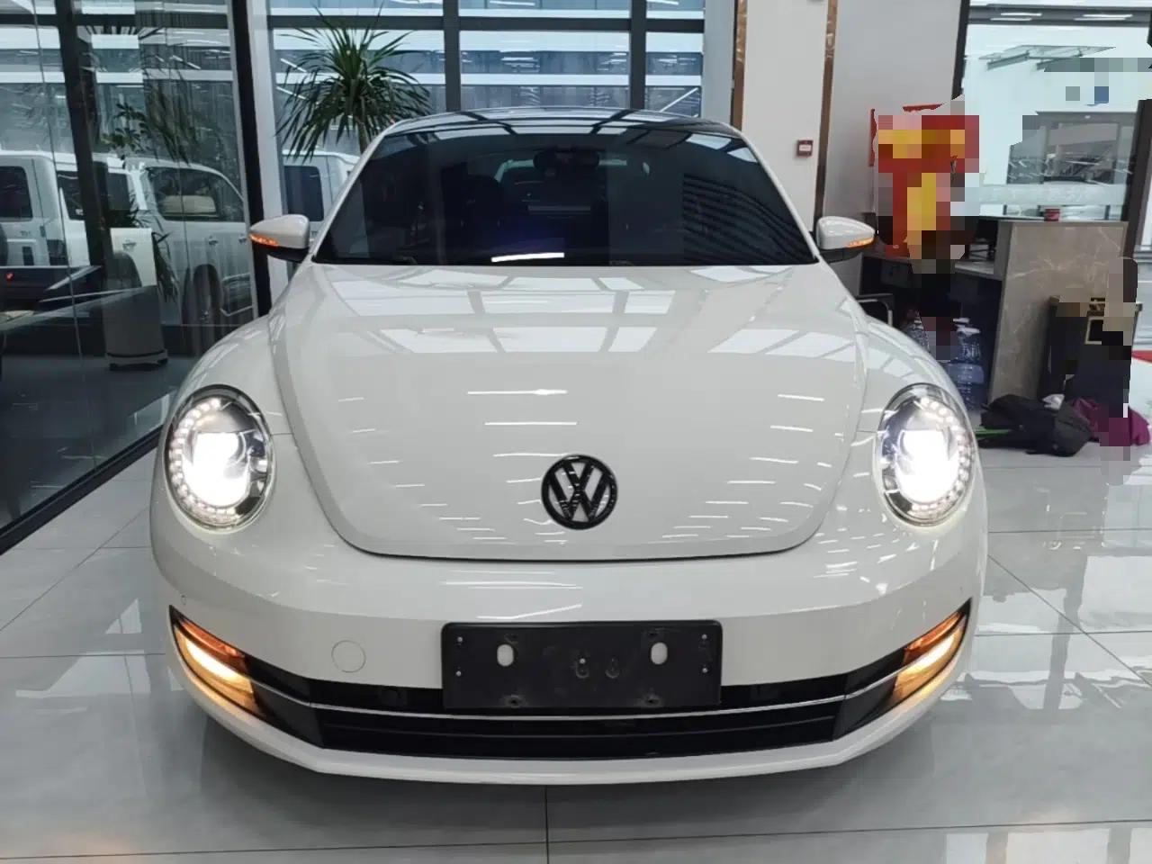 Volkswagen Beetle 2015 280TSI — миниатюра 2