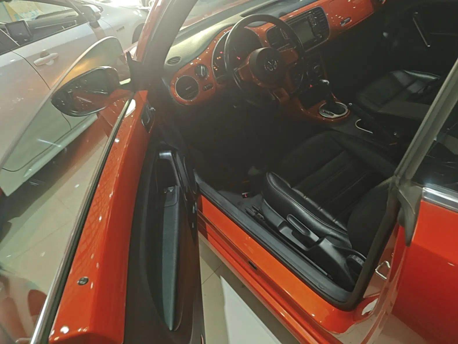 Volkswagen Beetle 2017 180TSI Yile Edition — миниатюра 18