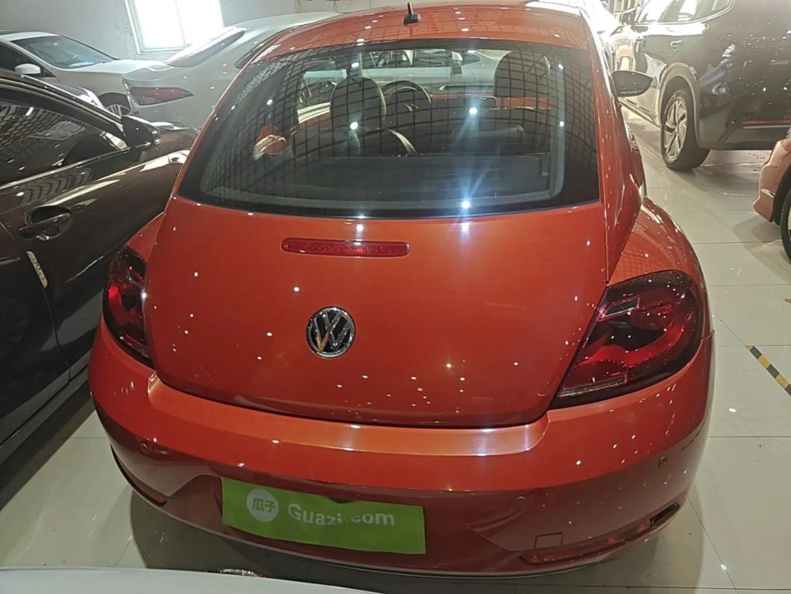 Volkswagen Beetle 2017 180TSI Yile Edition — миниатюра 5