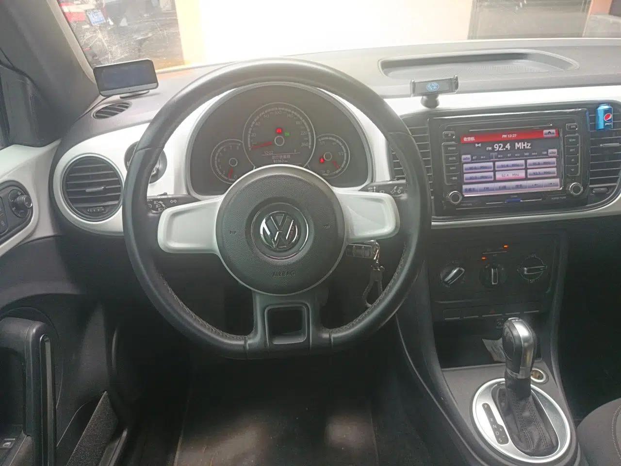 Volkswagen Beetle 2015 280TSI — миниатюра 10