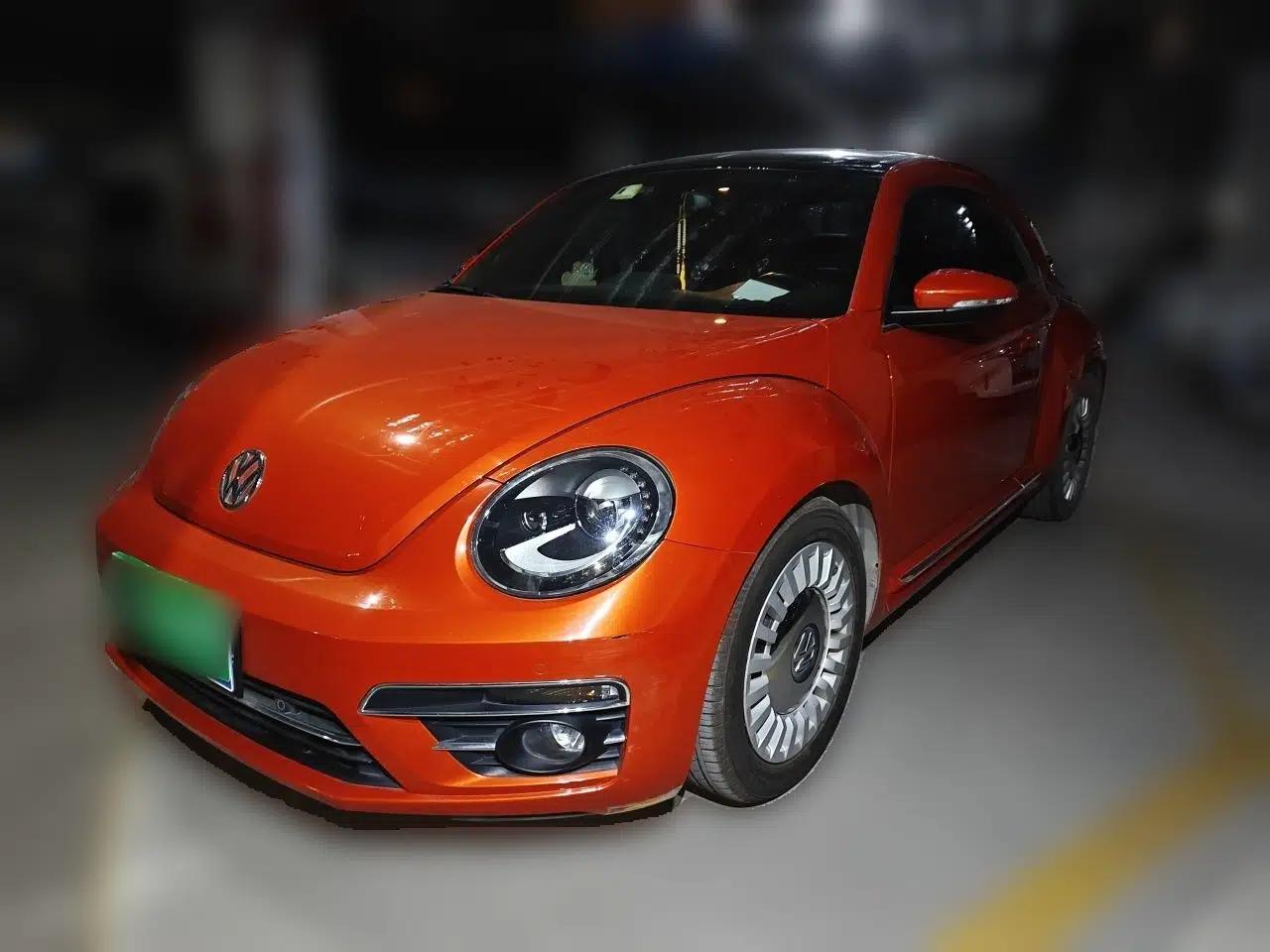 Volkswagen Beetle 2018 180TSI Joyful Orange Edition — миниатюра 1