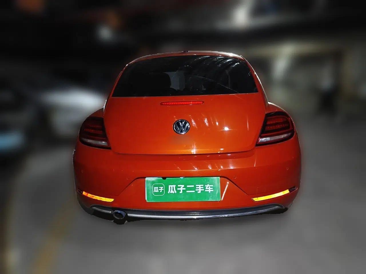 Volkswagen Beetle 2018 180TSI Joyful Orange Edition — миниатюра 5
