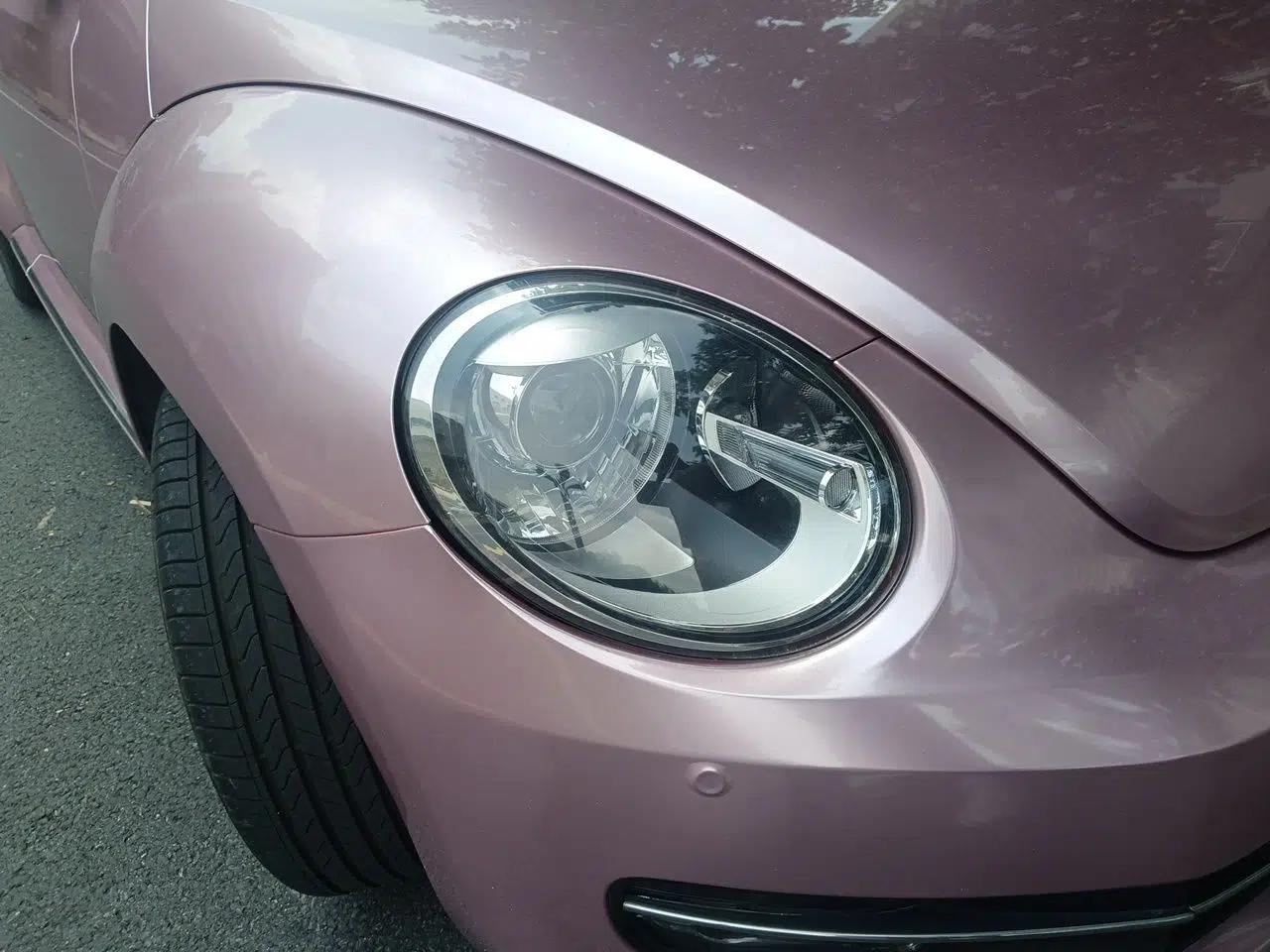 Volkswagen Beetle 2015 180TSI model — миниатюра 7