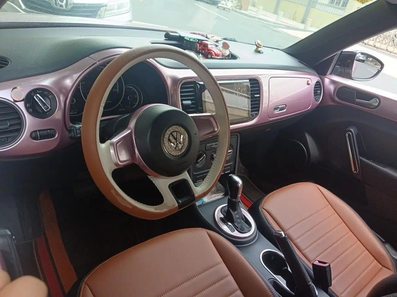 Volkswagen Beetle 2015 180TSI model — миниатюра 9