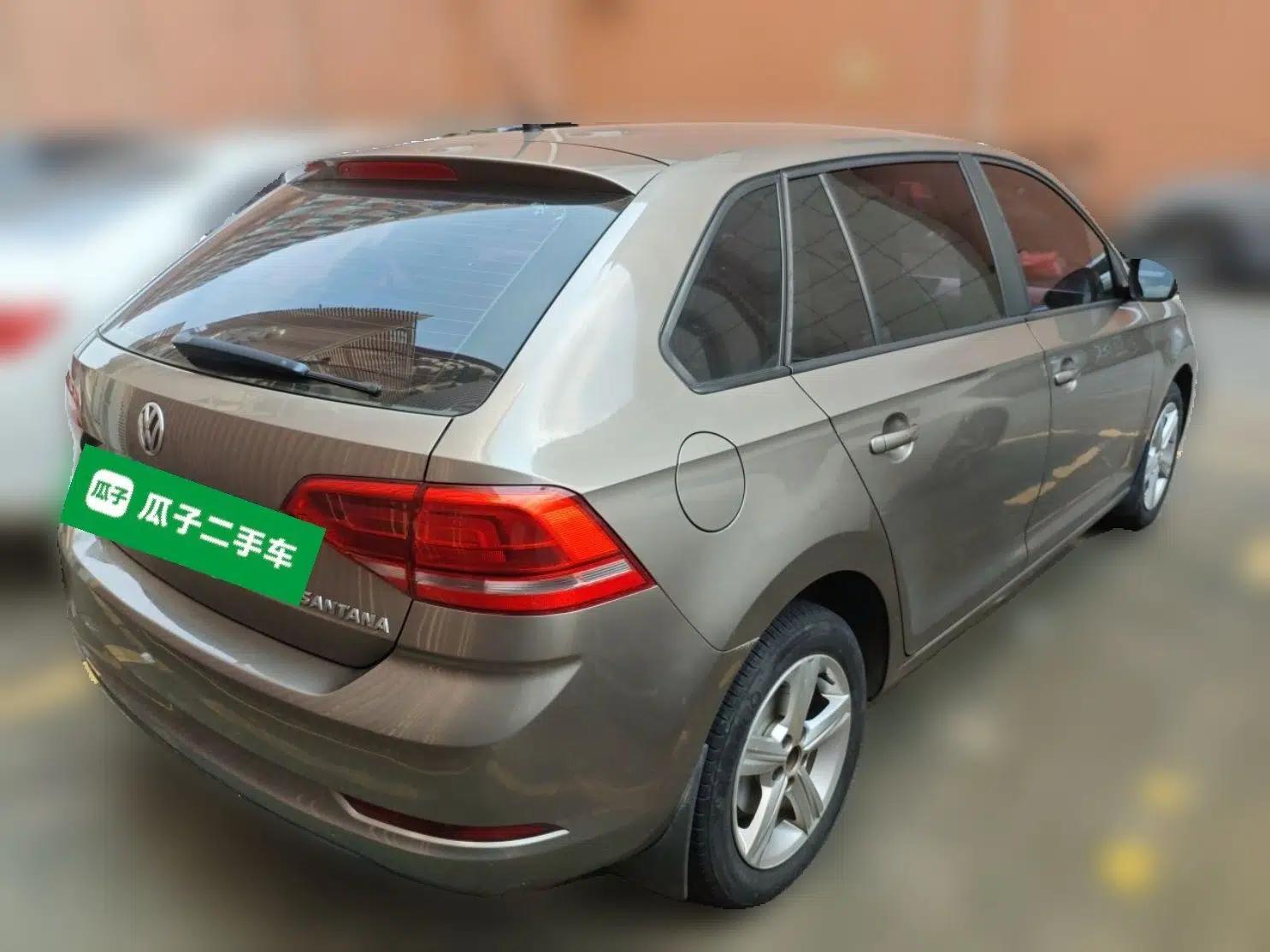 Volkswagen Santana 2015 Haval H6 1.6L Automatic Luxury Model — миниатюра 6