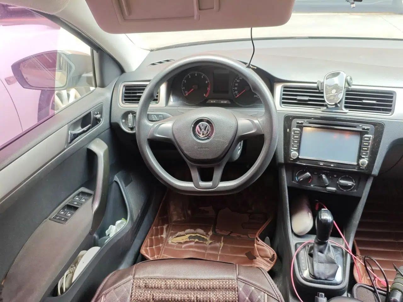 Volkswagen Santana 2015 Haval H6 1.6L Automatic Luxury Model — миниатюра 10