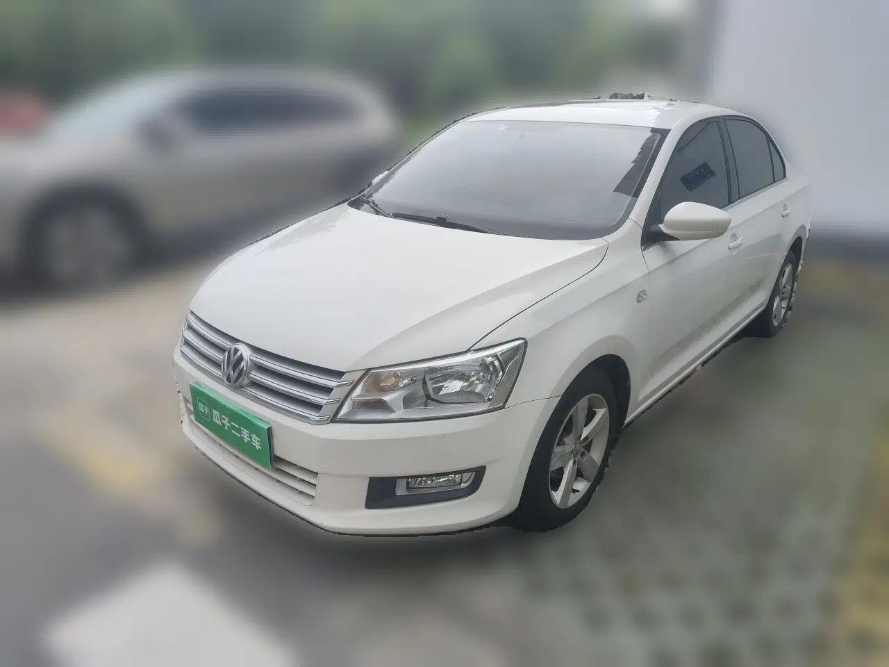 Volkswagen Santana 2015 1.6L Automatic Comfort Edition — миниатюра 1