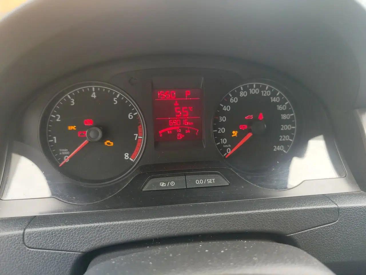 Volkswagen Santana 2015 1.6L Automatic Comfort Edition — миниатюра 12