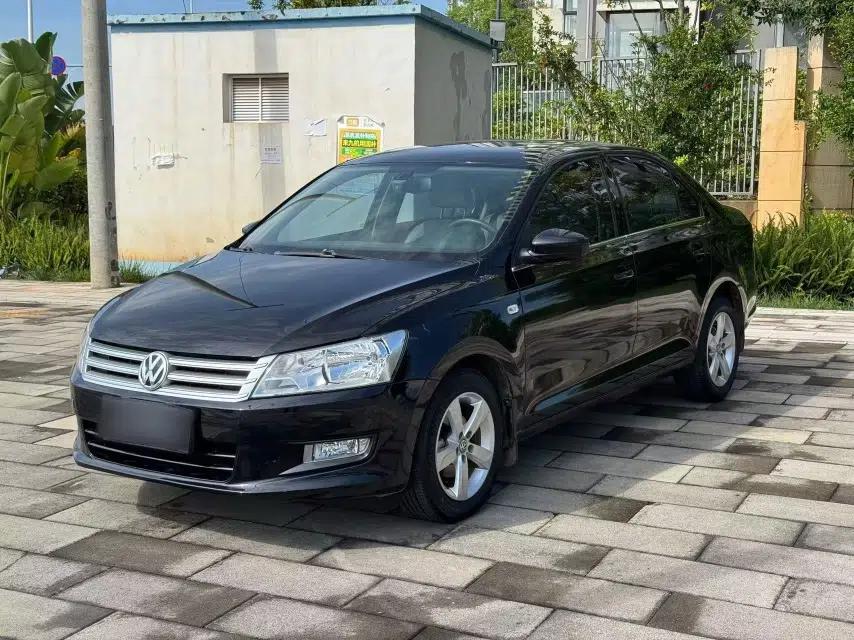 Volkswagen Santana 2015 1.6L Manual Comfort Edition — миниатюра 6