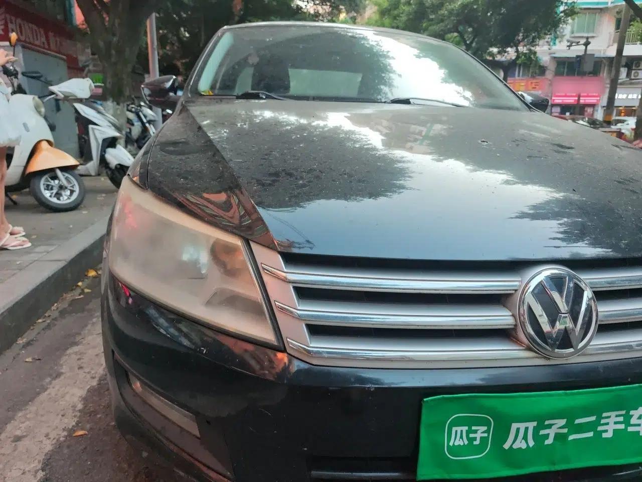 Volkswagen Santana 2013 1.6L Manual Comfort Edition — миниатюра 7