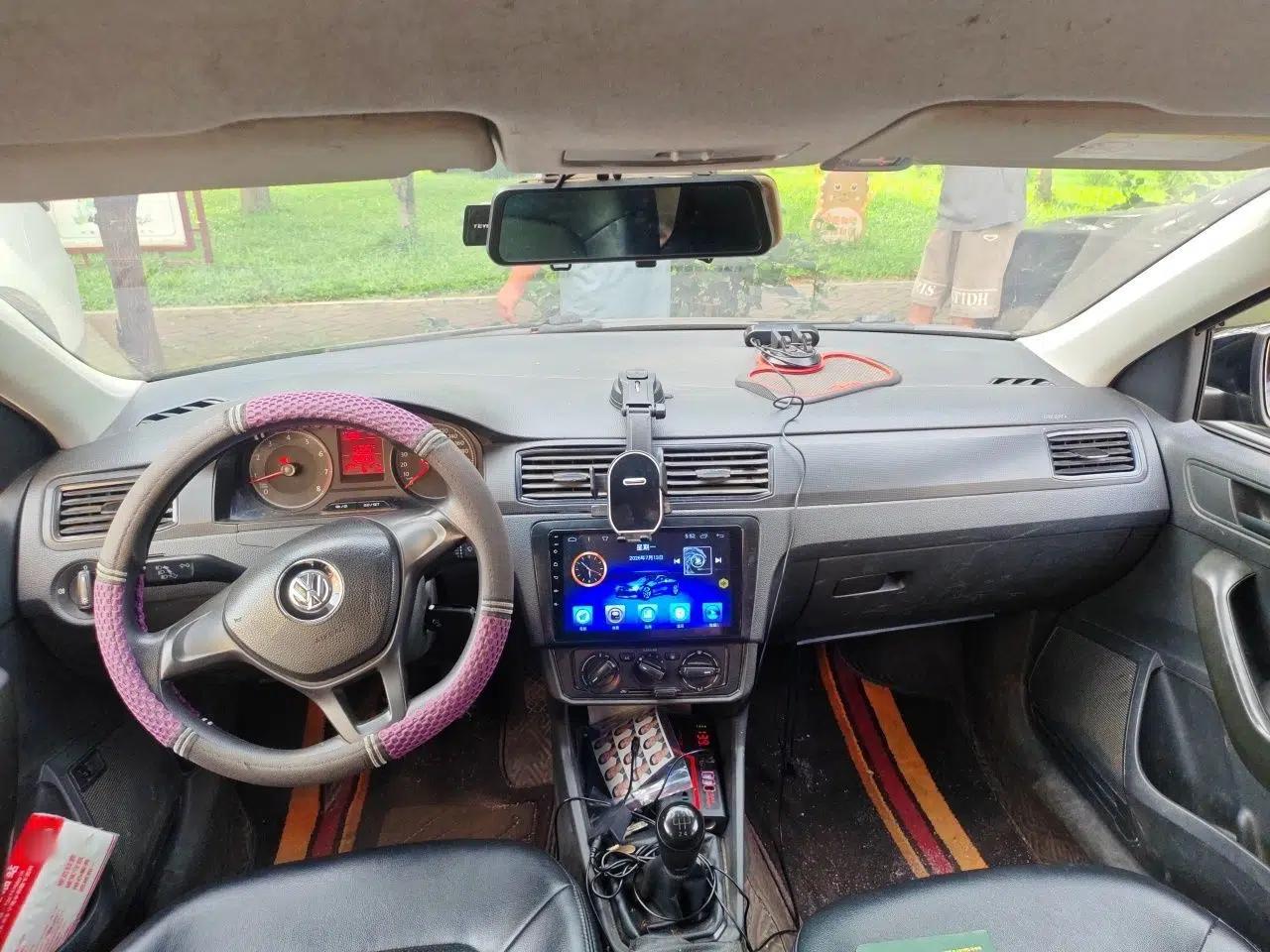 Volkswagen Santana 2016 1.6L Manual Fashion Edition — миниатюра 18