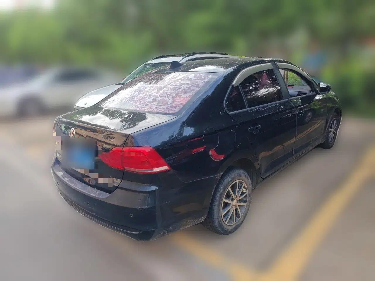 Volkswagen Santana 2016 1.6L Manual Fashion Edition — миниатюра 6