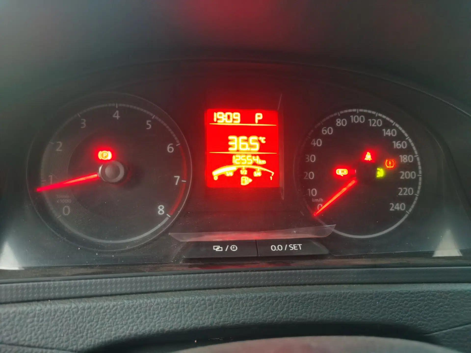 Volkswagen Santana 2021 1.5L Automatic Fashion Edition — миниатюра 11