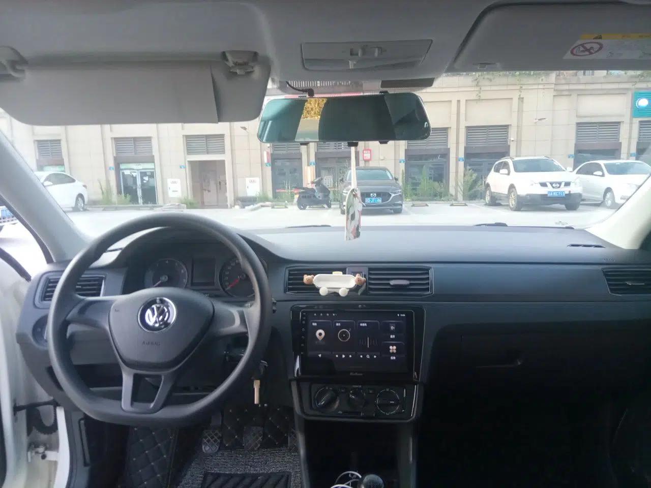 Volkswagen Santana 2019 1.5L Manual Fashion Edition China VI Standard — миниатюра 6