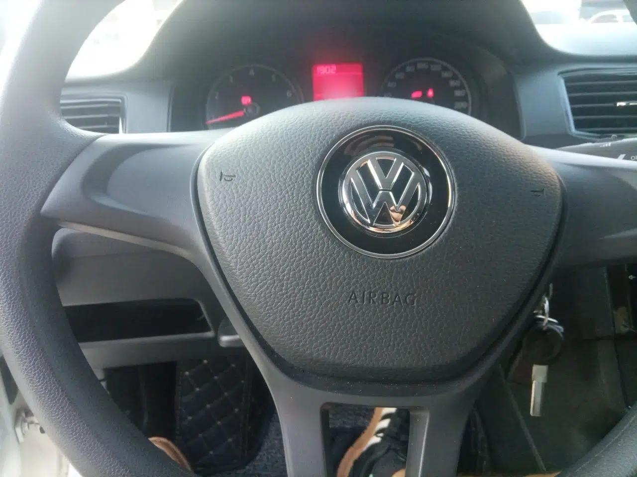 Volkswagen Santana 2019 1.5L Manual Fashion Edition China VI Standard — миниатюра 7