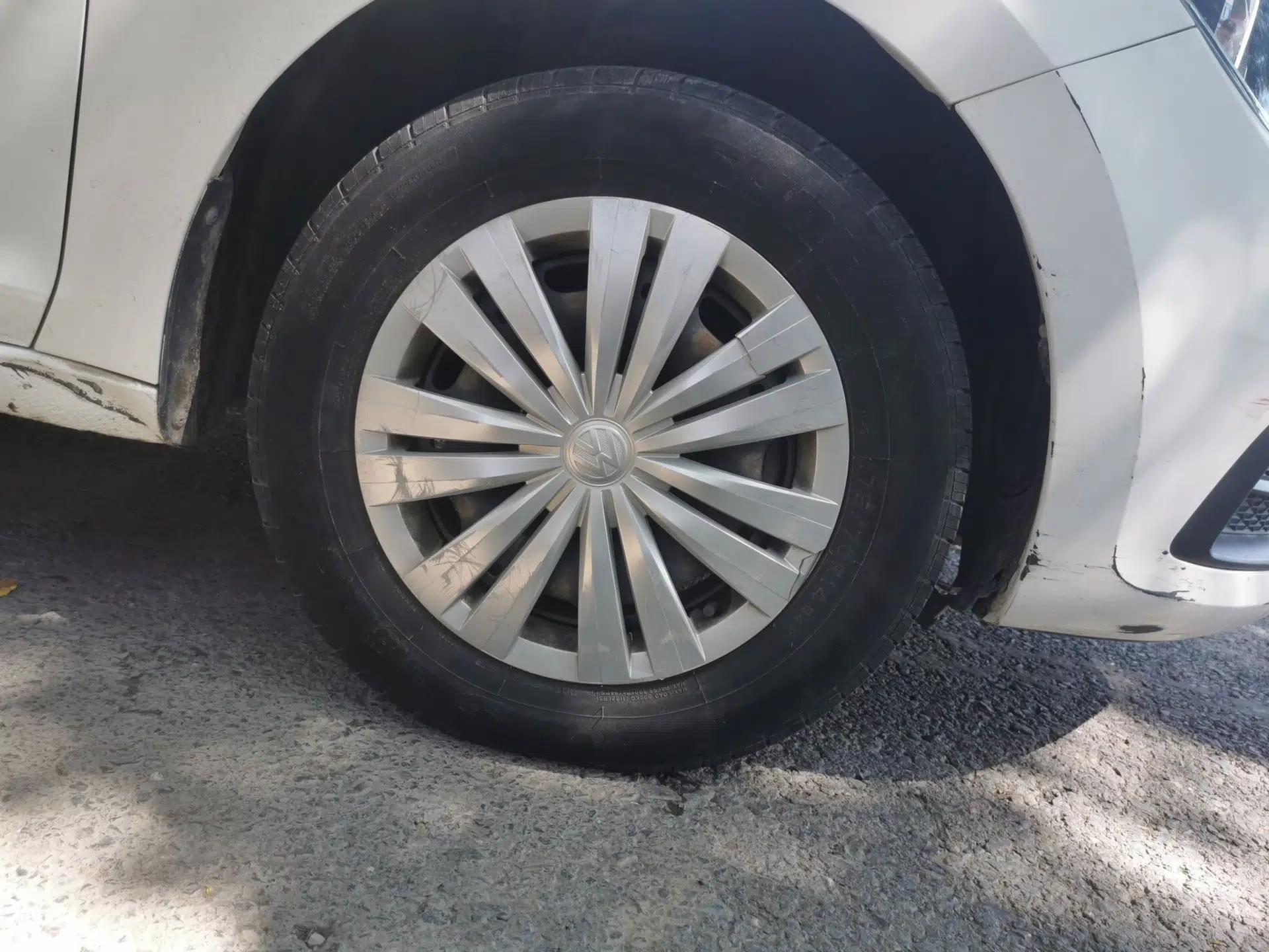 Volkswagen Santana 2018 1.5L Automatic Fashion Edition — миниатюра 8