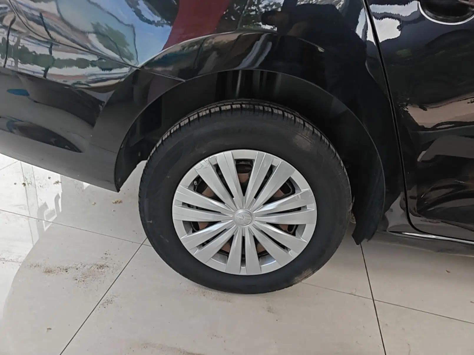 Volkswagen Santana 2019 1.5L Automatic Fashion Edition China VI — миниатюра 11