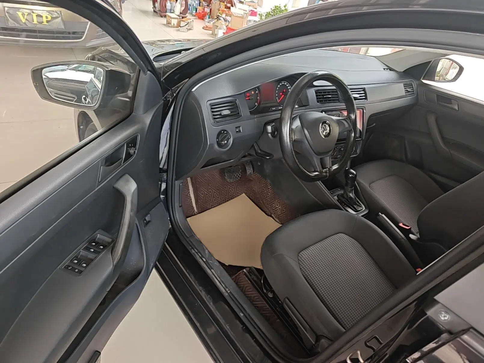 Volkswagen Santana 2019 1.5L Automatic Fashion Edition China VI — миниатюра 18