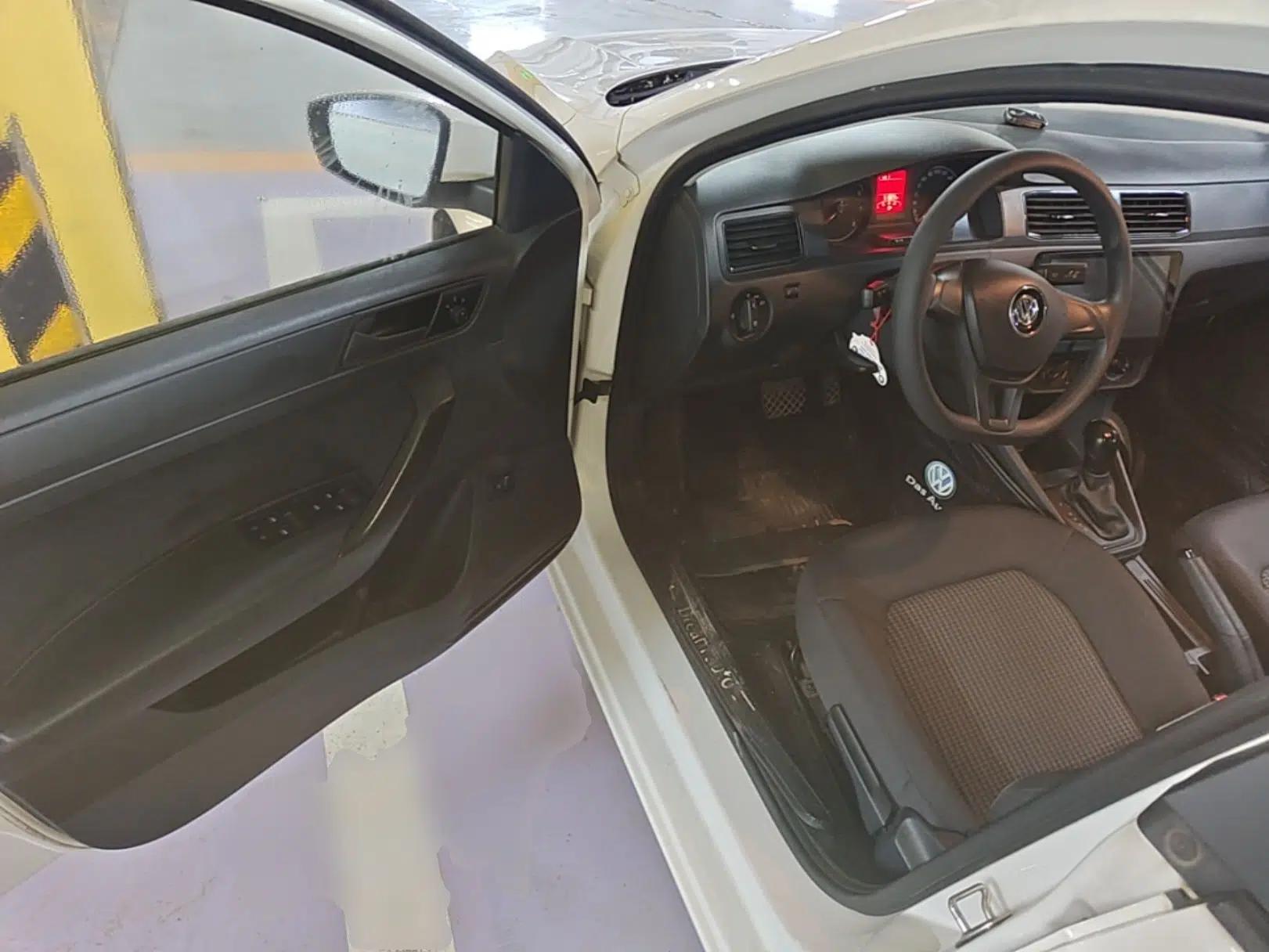 Volkswagen Santana 2016 1.6L Automatic Fashion Edition — миниатюра 18
