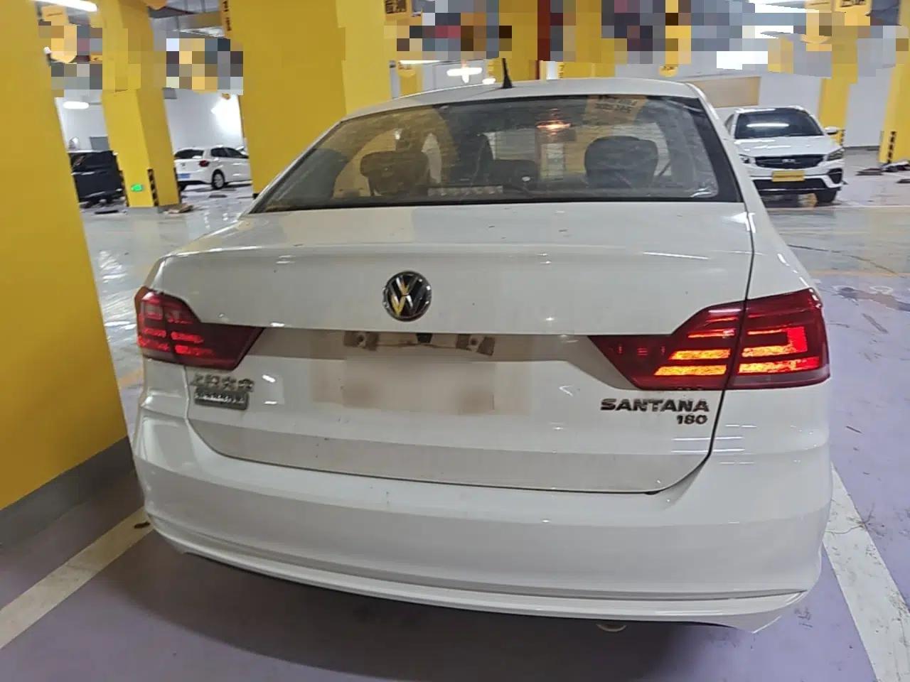 Volkswagen Santana 2016 1.6L Automatic Fashion Edition — миниатюра 5