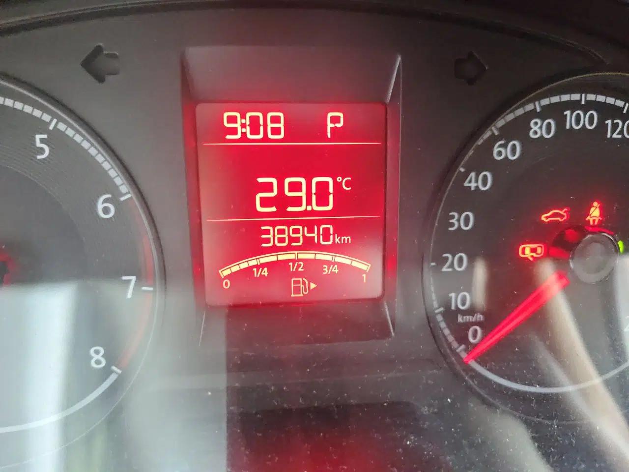 Volkswagen Santana 2021 1.5L Automatic Fashion Edition — миниатюра 12
