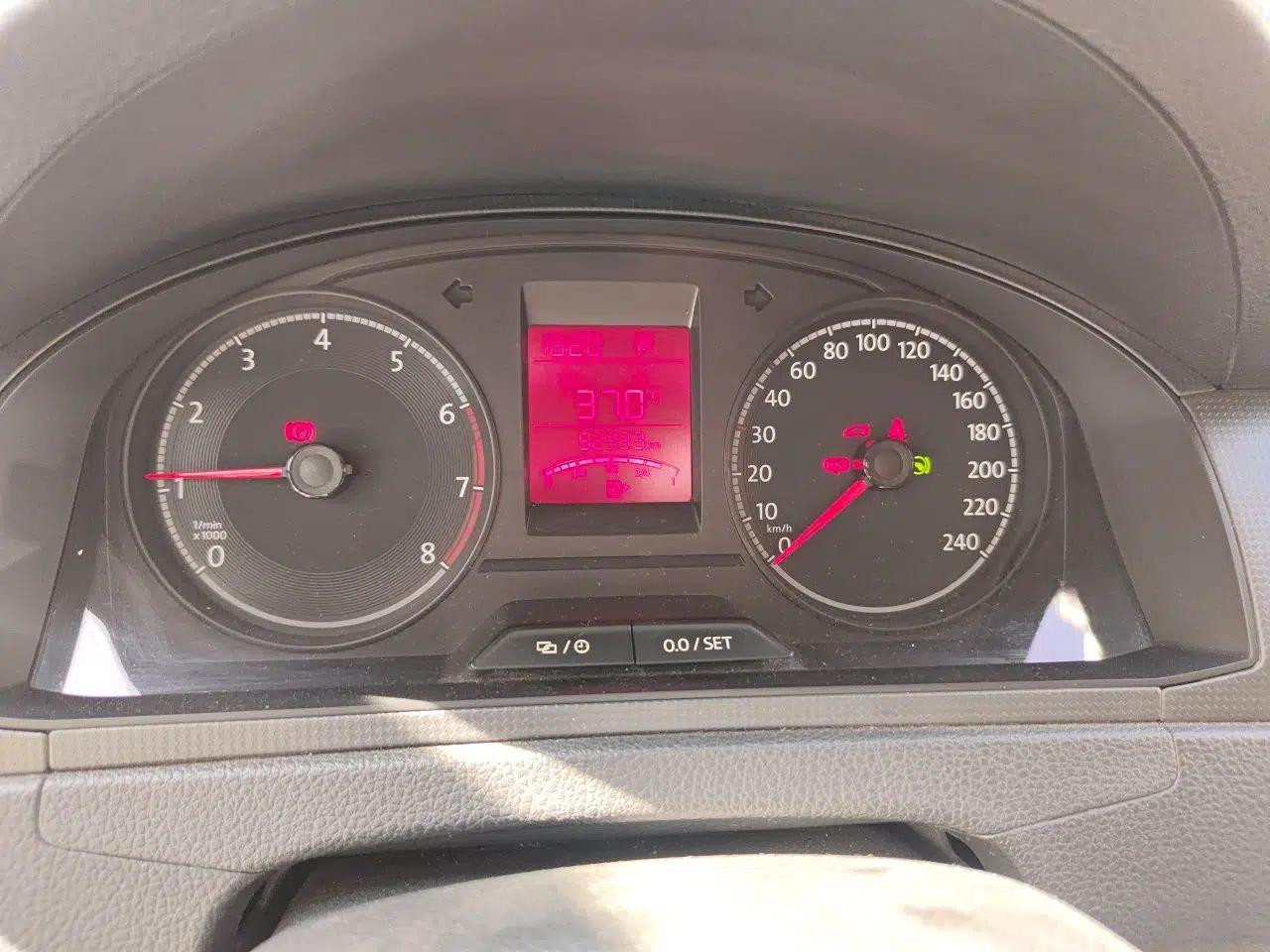 Volkswagen Santana 2021 1.5L Automatic Fashion Edition — миниатюра 11