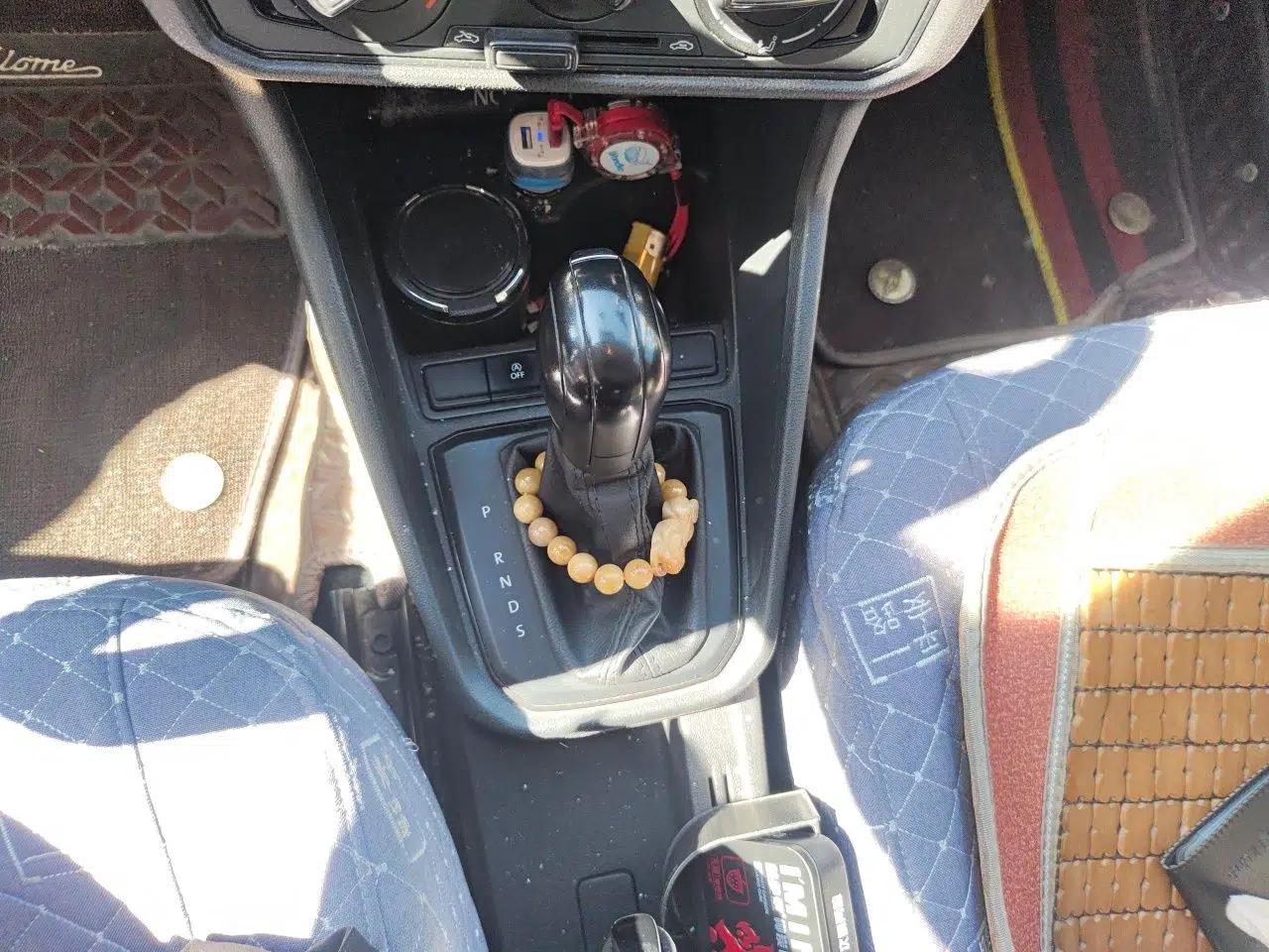 Volkswagen Santana 2021 1.5L Automatic Fashion Edition — миниатюра 14