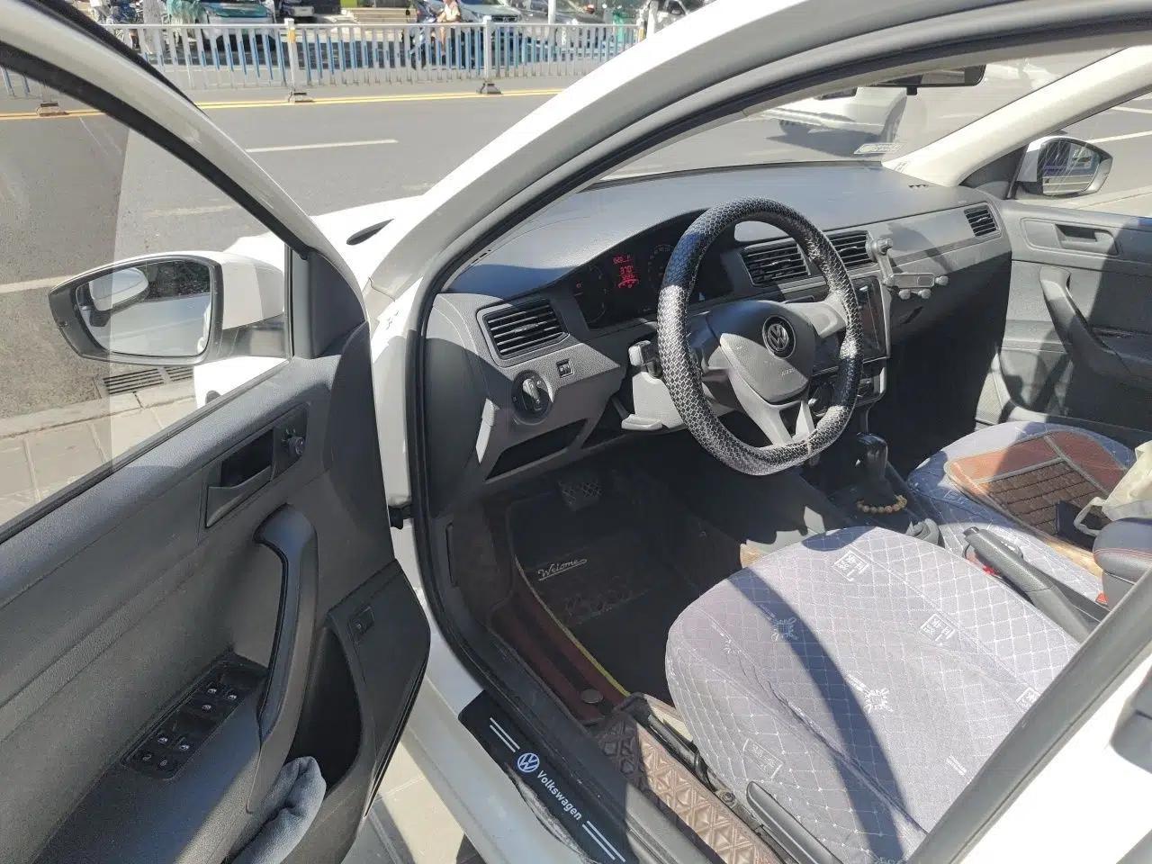 Volkswagen Santana 2021 1.5L Automatic Fashion Edition — миниатюра 16