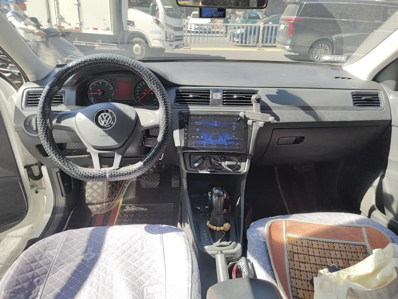 Volkswagen Santana 2021 1.5L Automatic Fashion Edition — миниатюра 9